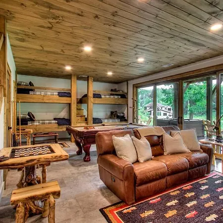 Lindsey Creek Hideaway Vila